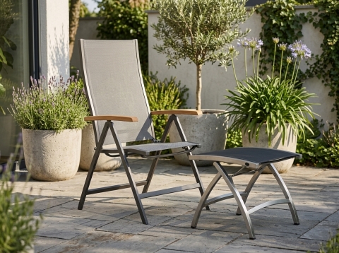 Zebra One-Pontiac Set-1, Klappsessel verstellbar und Fußhocker